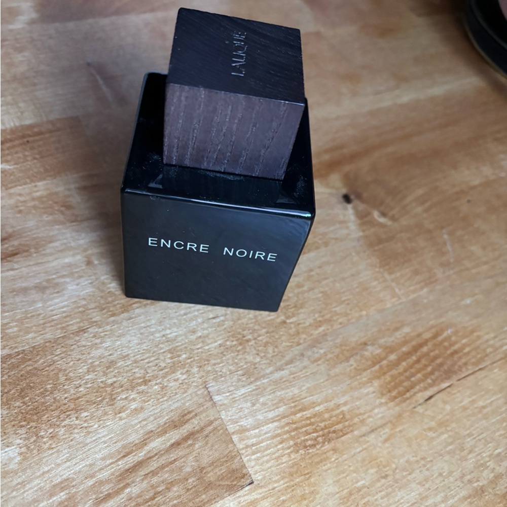 Encre Noir